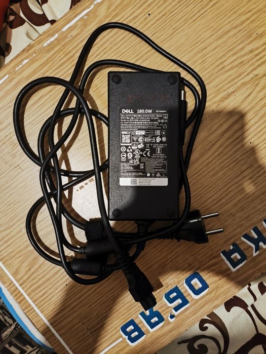 Зарядка Dell 180 W