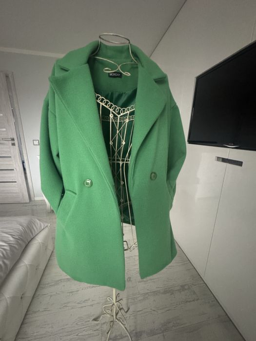 Wionenny krótki płaszczyk damski S/M