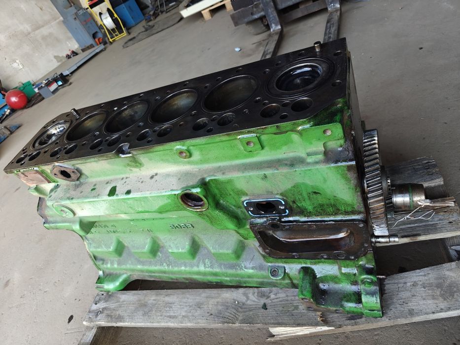 Blok silnika słupek wał john deere 6068 6.8L