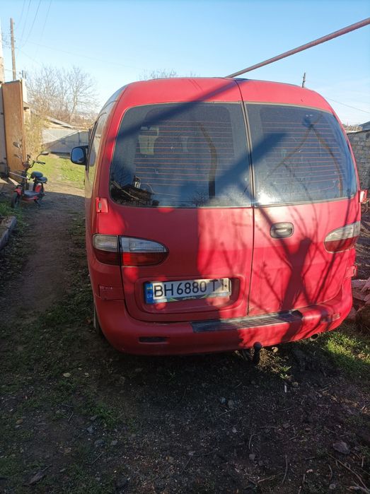 Хюндай ш1не находу 2004 года , порвалась цепь ГРМ.