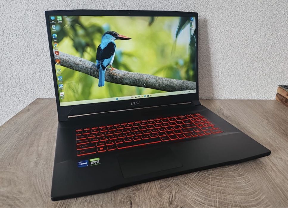 Ноутбук MSI Katana GF76 11UD