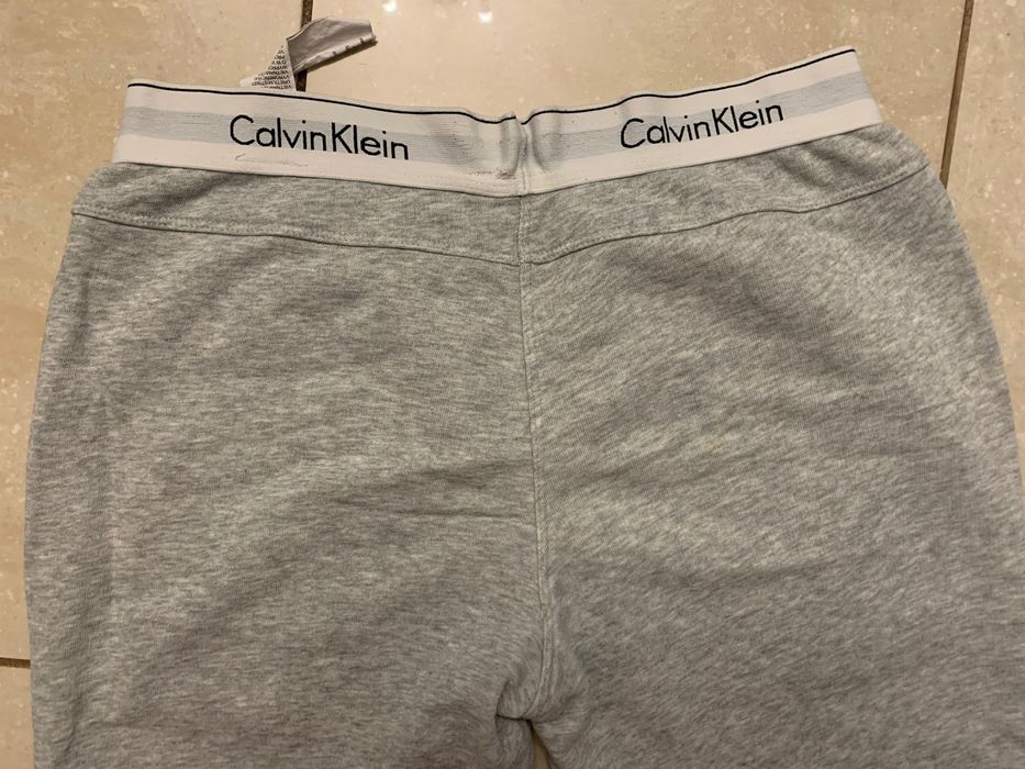 Calvin Klein bawełna spodnie sportowe dresowe, joggery XS/S super stan
