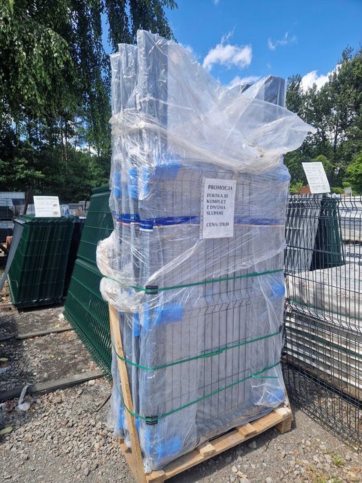 Polbram - furtka 3D w komplecie z dwoma słupkami i zamkiem