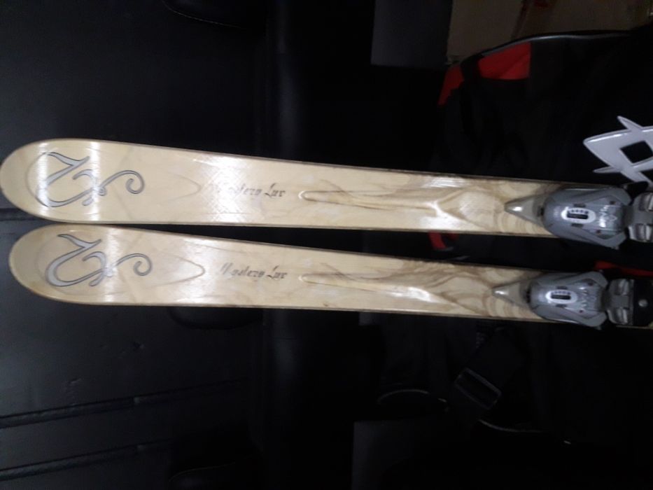 Горные лыжи с креплением