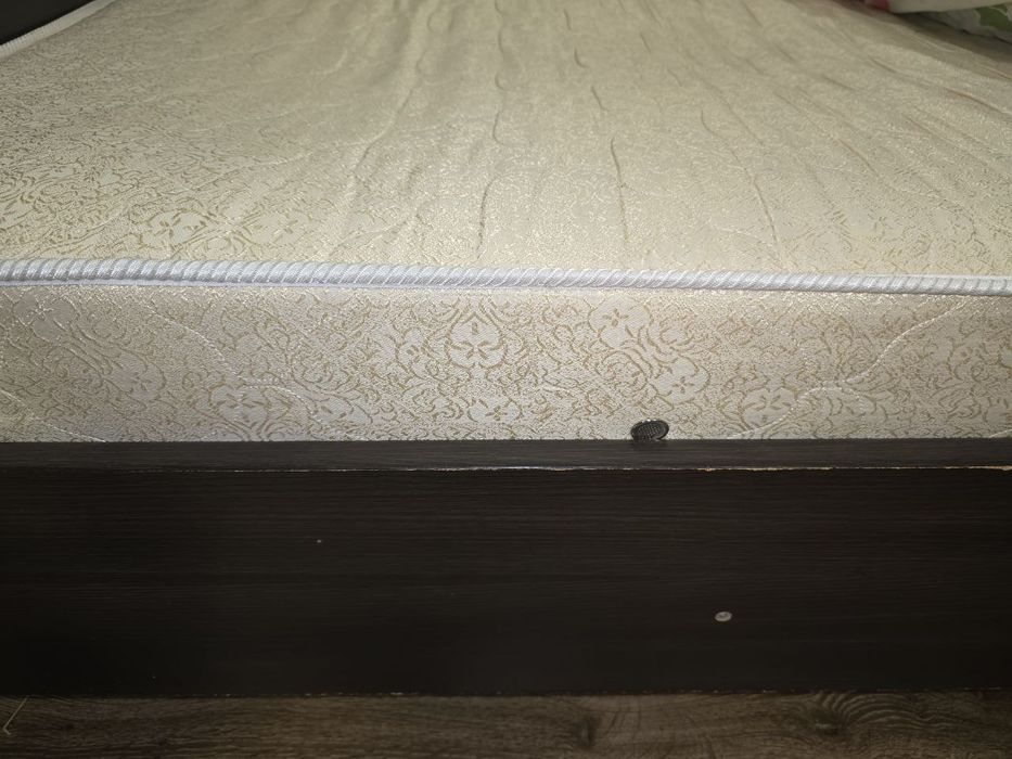 Дитяче ліжко-горище з робочою зоною, кутовою шафою і сходами-комодом