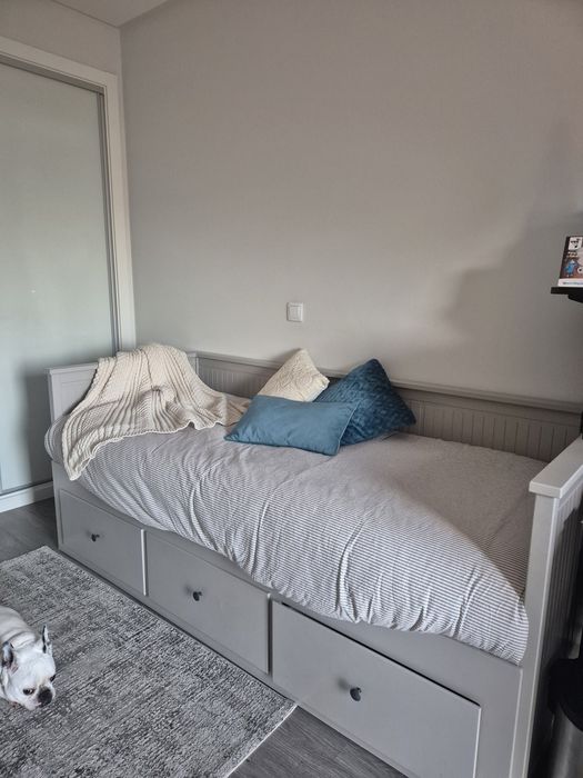 Cama IKEA HEMNES extensível + 2 colchões