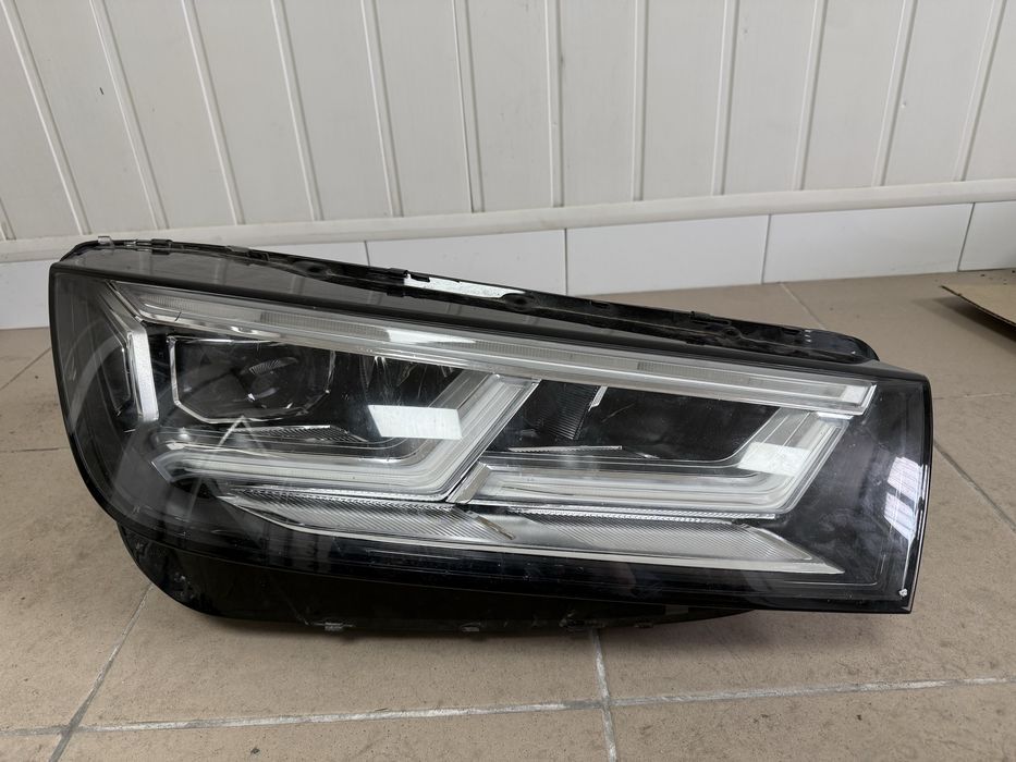 Терміново Фара Audi Q5 full led SQ5 full led USA 80A