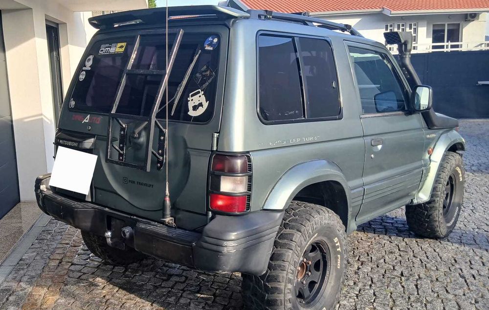 Mitsubishi pajero
