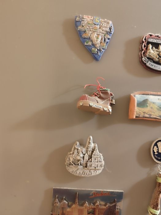 Магніти сувеніри  магніт  сувенір