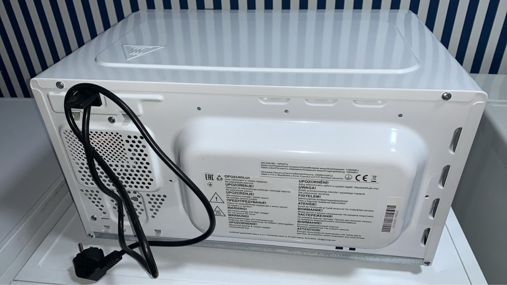 Мікрохвильова піч Gorenje з Німеччини.