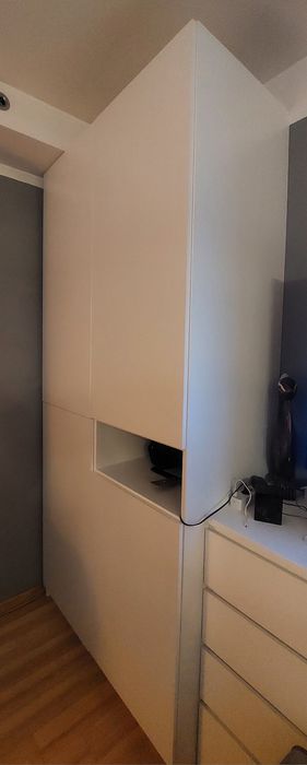 Szafa ubraniowa biała