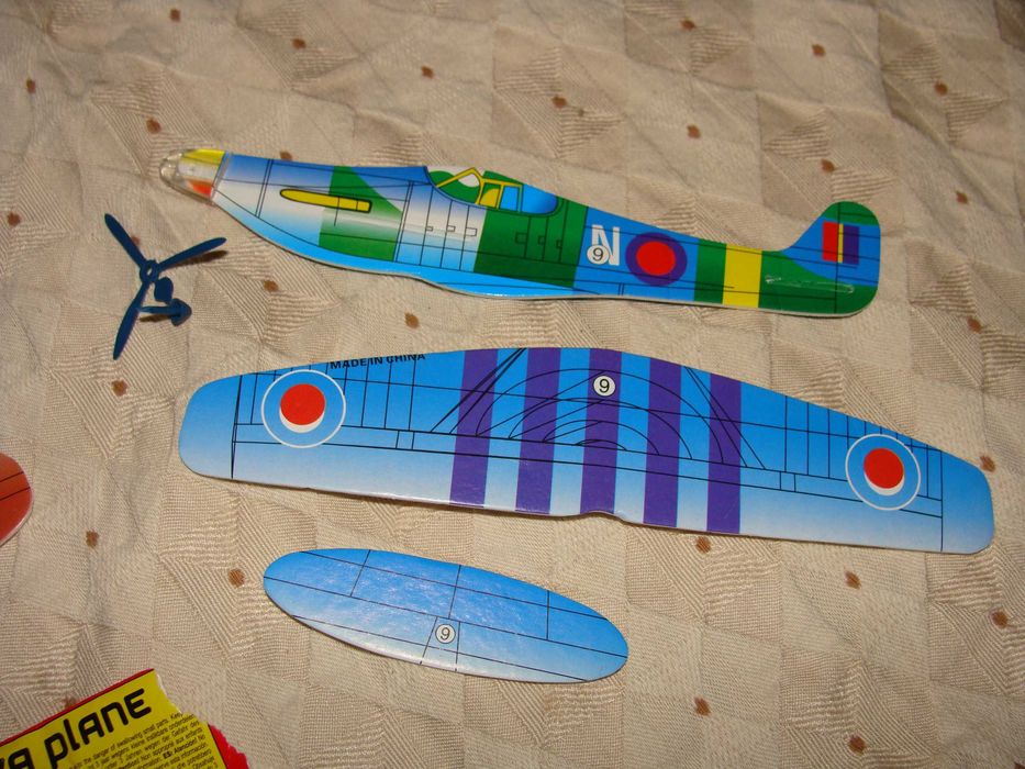 Aviões de Montar em Eva - Power Prop Flying Gliders