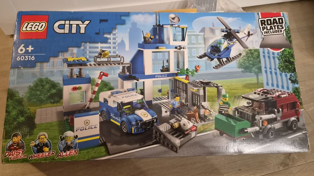 Lego 60316 komisariat policji że śmieciarka