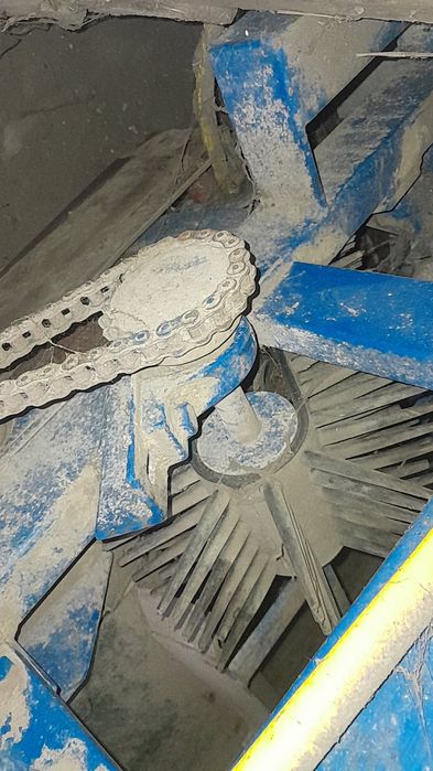 Sprzedam sadzarke vicon