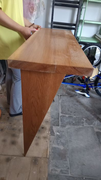 Mesa de apoio Carvalho maciço