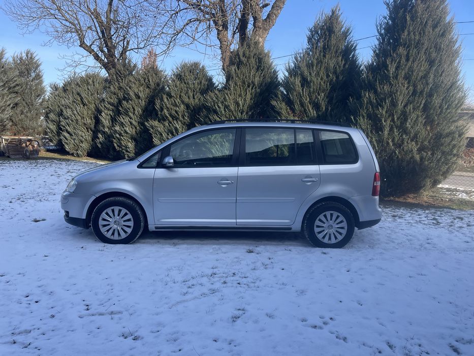 Volkswagen  Touran 2006 rok 1.9 tdi 105 km swrwisowany
