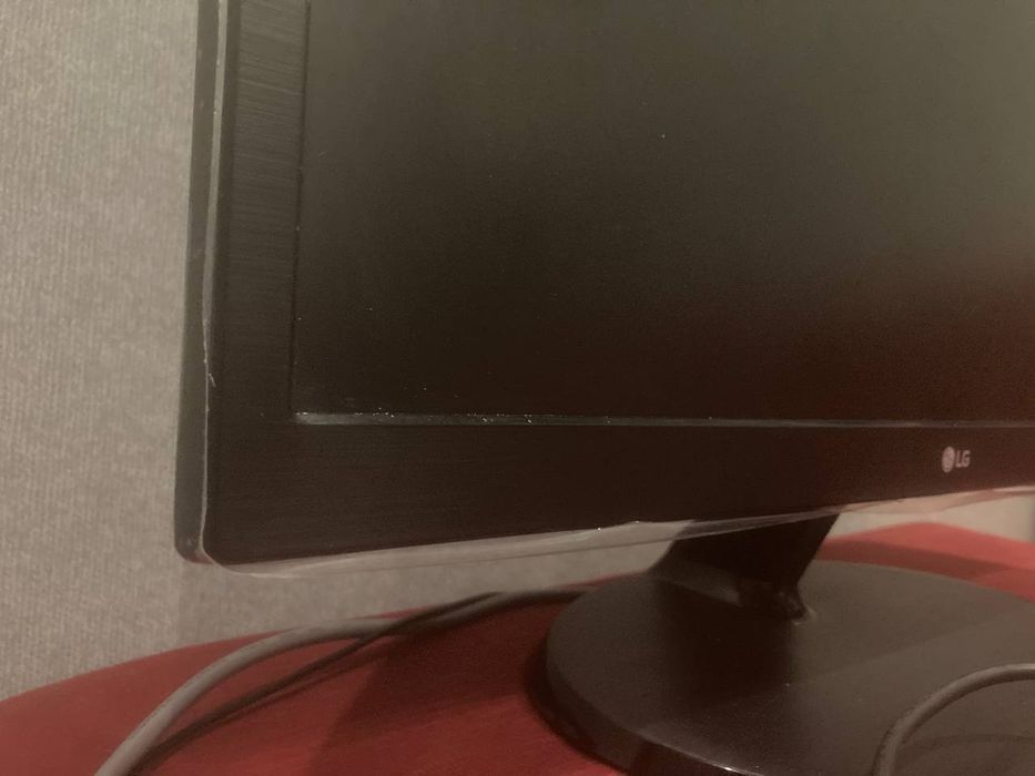 Б/в монітор LG 22M38A-B • 21,5″ Full HD • VGA • Хороший стан