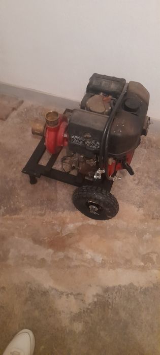 Motobomba Lombardini