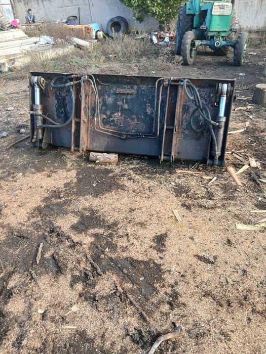 Продам трактор ЮМЗ - 6