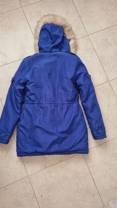 Парка з натуральним хутром  M-L розмір