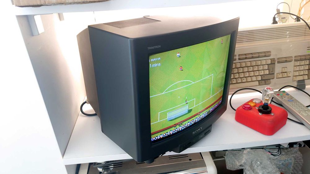 TV Sony KV-M1420D Amiga Commodore Atari