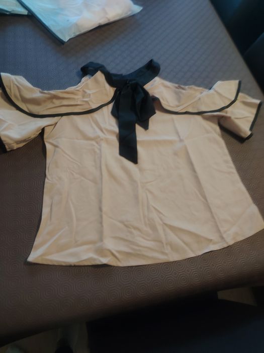 Selling a new blouse