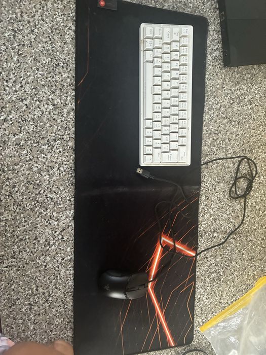Mouser gamer raser cobra , teclado mecanico , mouse pad , para desocupar