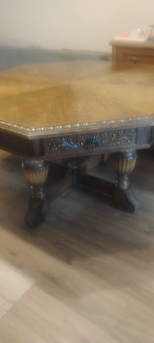 Sprzedam piękny, stary stół z szufladami