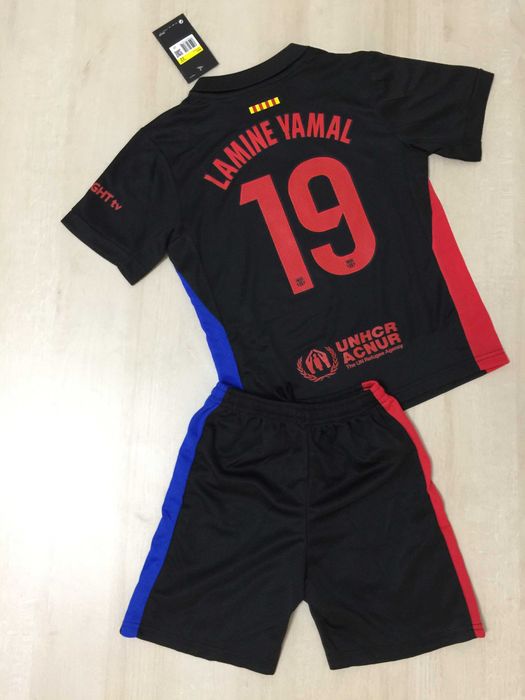 Zestaw koszulek piłkarskich dla dzieci YAMAL Black R.26