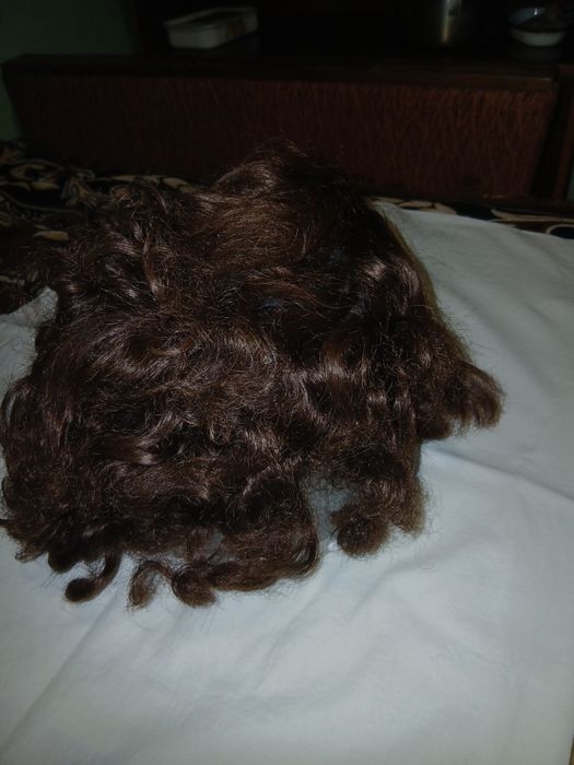 Продам парик женский