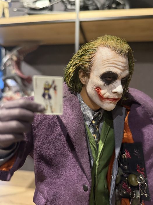 Joker Queen Studios figurka Batman artisan Ledger