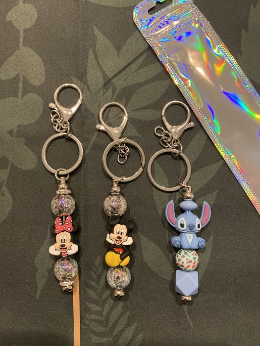 Porta chaves disney - mickey, minie e stitch