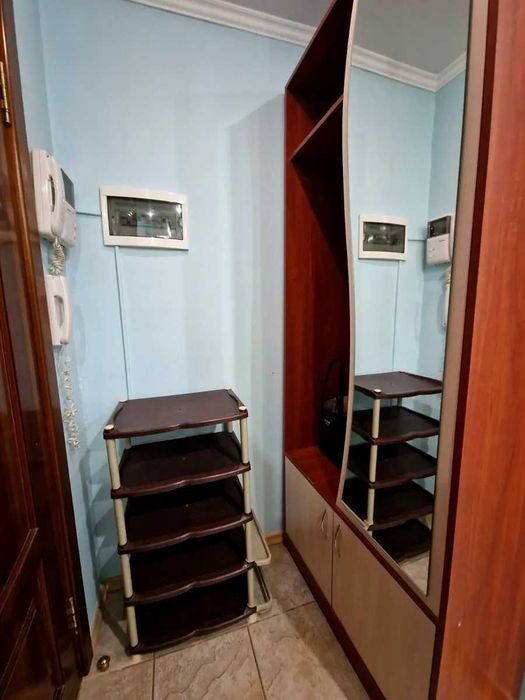 Предлагается в аренду 2-х. комнатная, раздельная квартира