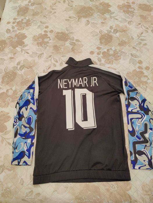 Casaco de desporto Puma Neymar Junior Tam. 15-16 anos em estado novo