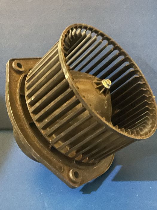 Вентилятор отопителя LUZAR ВАЗ 2110-2170