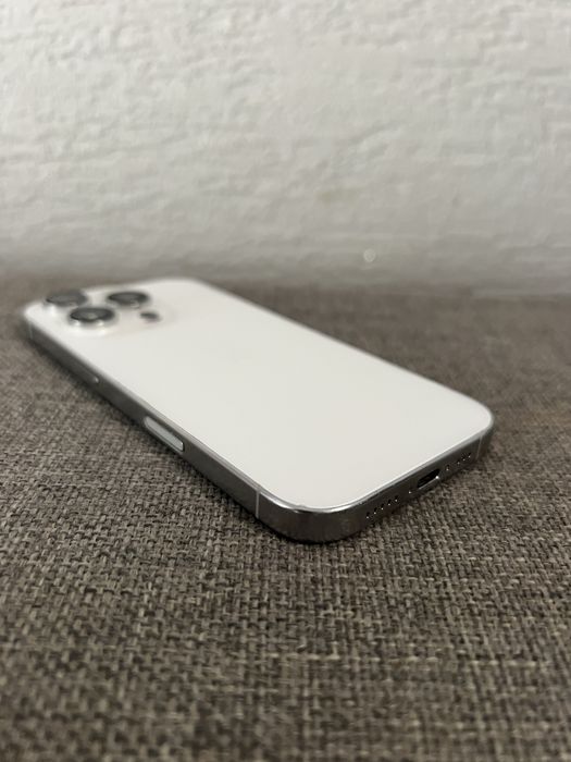 Iphone 16 pro 256gb, 97% bateria, gwarancja