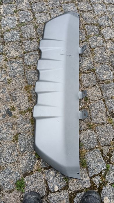 Difusor de parachoques Toyota Hilux 2018