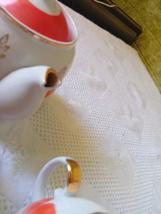 Сервіз  Маки неповний