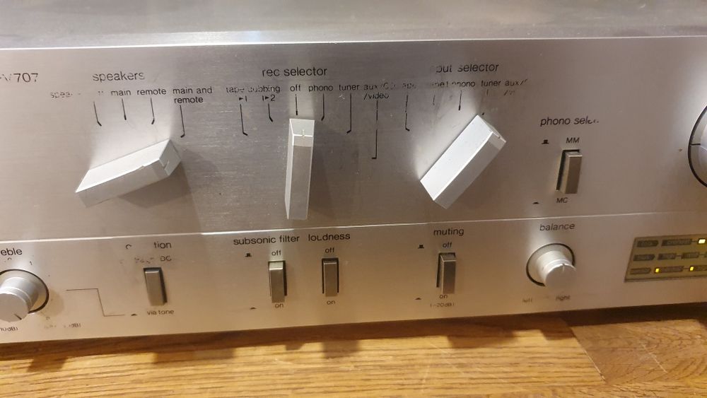 Wzmacniacz technics su-v707