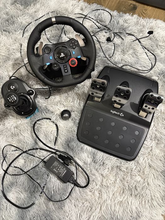 Zestaw kierownica logitech g29+ shifter+ pedalbox bmw