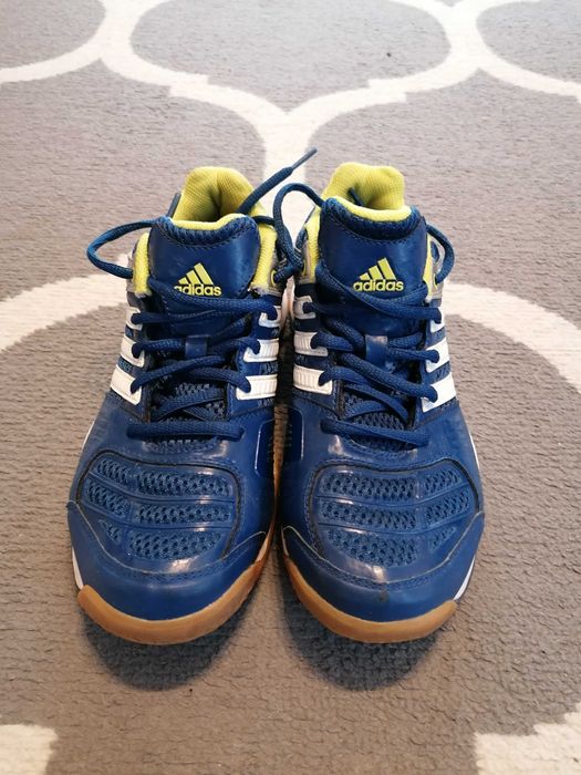Adidas chłopięce sportowe buty 36,5