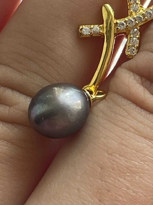 Серьги с натуральным черным жемчугом 9x8 мм 925 пробы