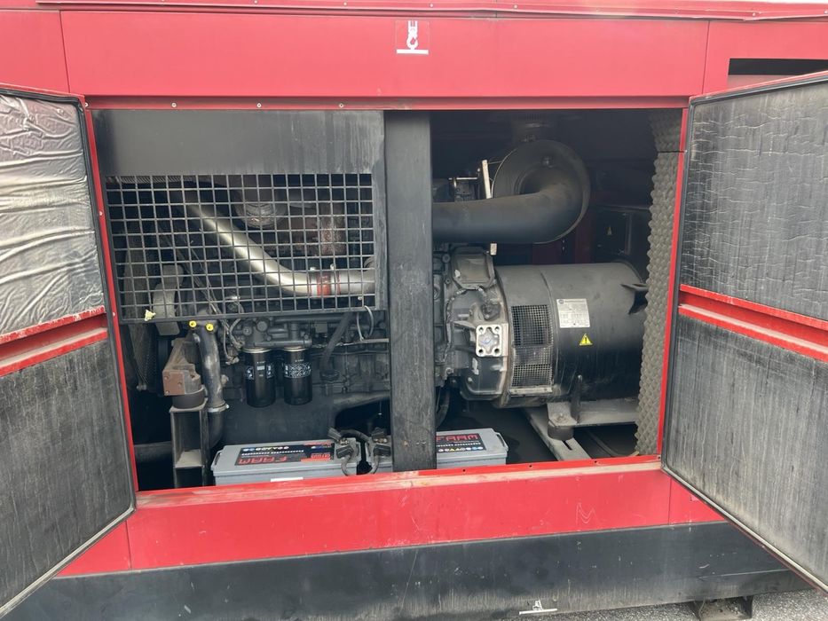 Итальянский генератор Mosa, 450 кВА.
