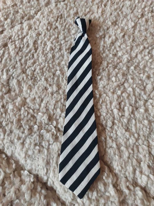 Krawat okolicznościowy dla małego elegancika