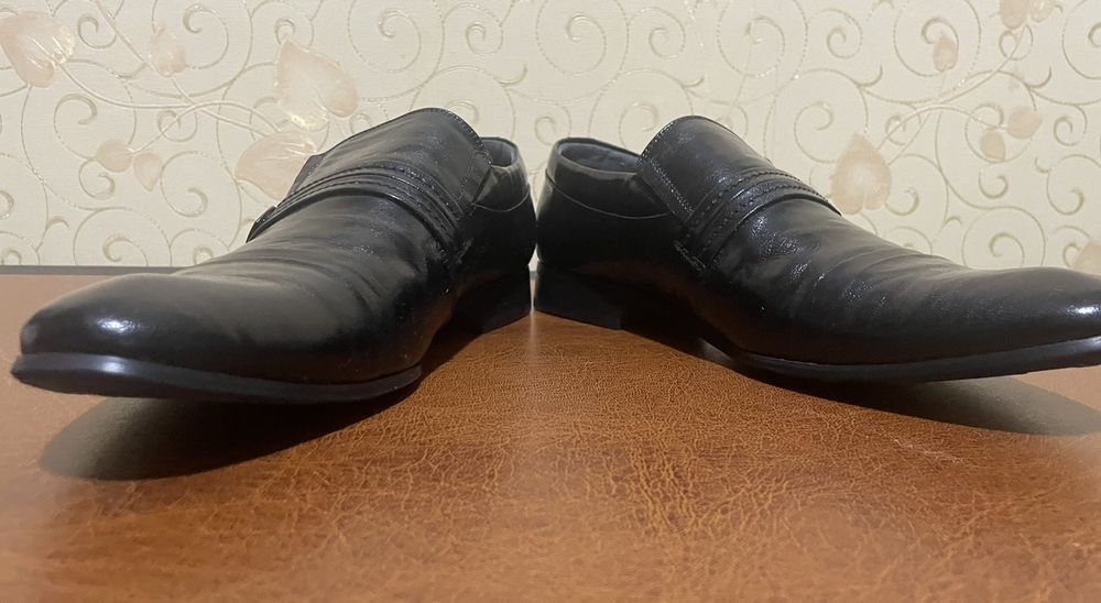 Чоловічі шкіряні туфлі 44 розміру