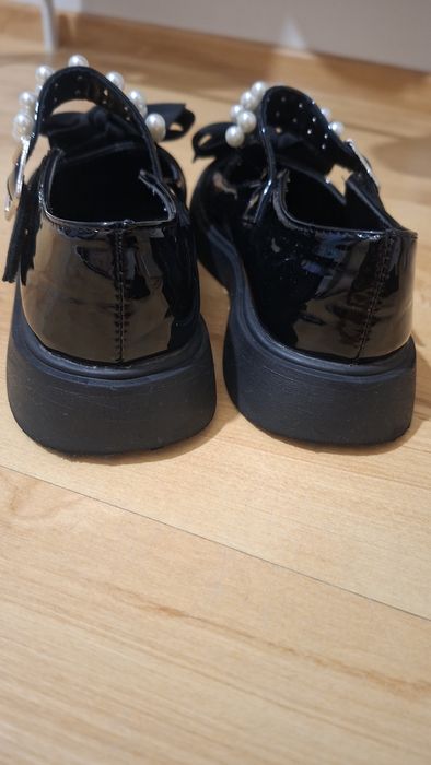 Buty dla dziewczynki