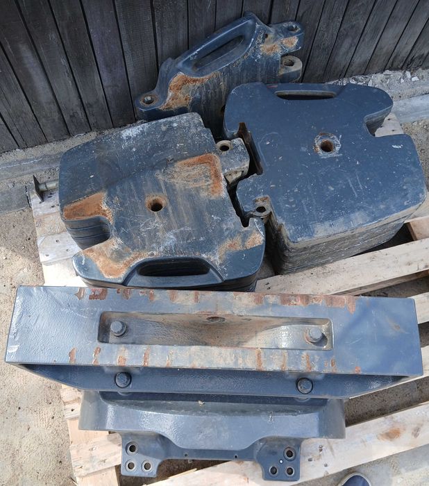 Obciążnik MF Ferguson Ursus 45 kg 4x55 kg i zaczep 60 kg + wspornik balast, 12x valtra