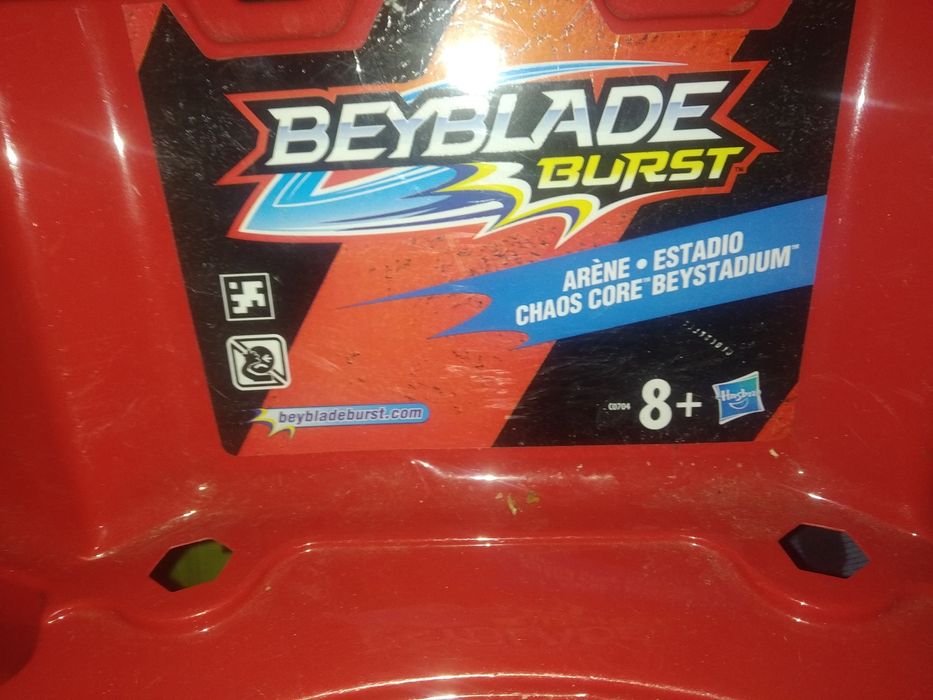Арена Beyblade burst