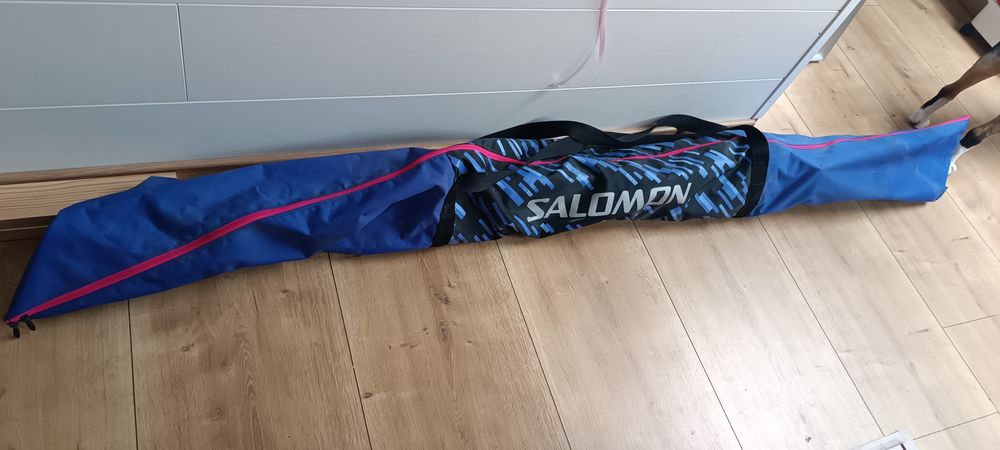 Narty z pokrowcem, gratis drugie