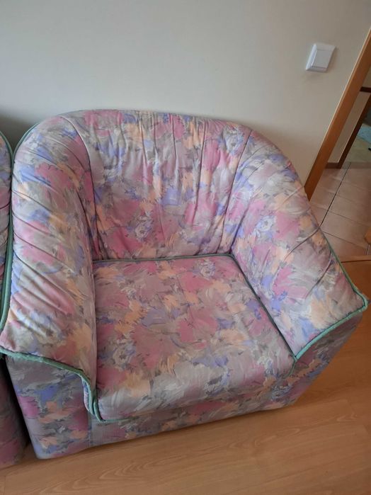 SOFÁ COMO NOVO a bom preço